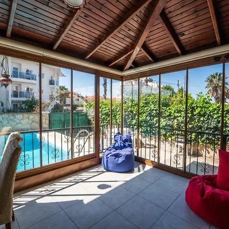 Magnificent Close To The Beach With Backyard And Private Pool In Fethiye, Mugla * Фетхие