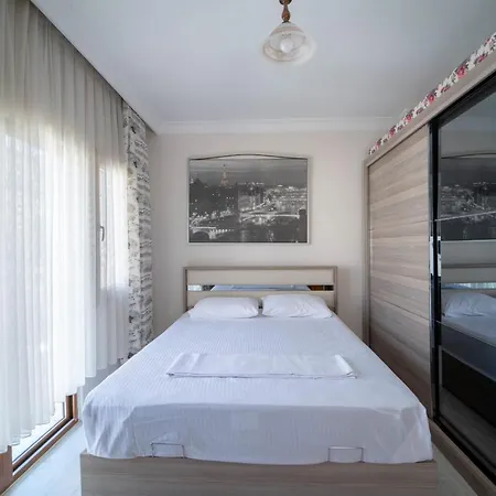 Magnificent Close To The Beach With Backyard And Private Pool In Fethiye, Mugla * Фетхие