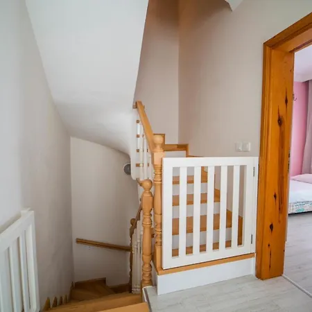 Magnificent Close To The Beach With Backyard And Private Pool In Fethiye, Mugla Apartamento *