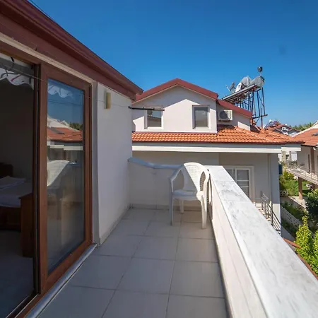 Magnificent Close To The Beach With Backyard And Private Pool In Fethiye, Mugla Apartamento Fethiye