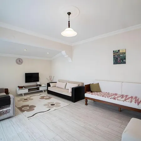 Magnificent Close To The Beach With Backyard And Private Pool In Fethiye, Mugla * Φετιγιέ